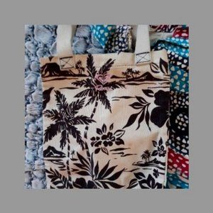 Roxy Bag Set.  Last Call on this listing (Final Price)